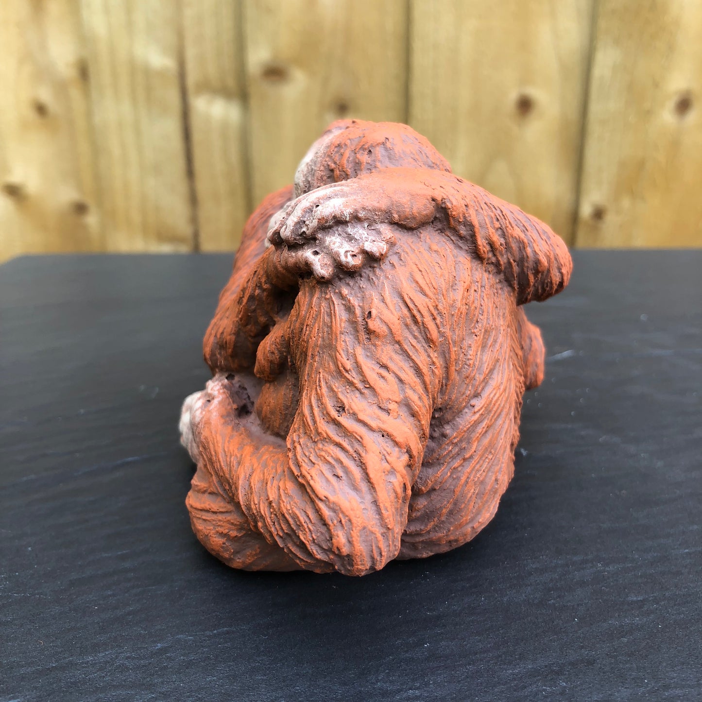 Surrey Stoneware - Orangutan Couple - Small - Orangutan12