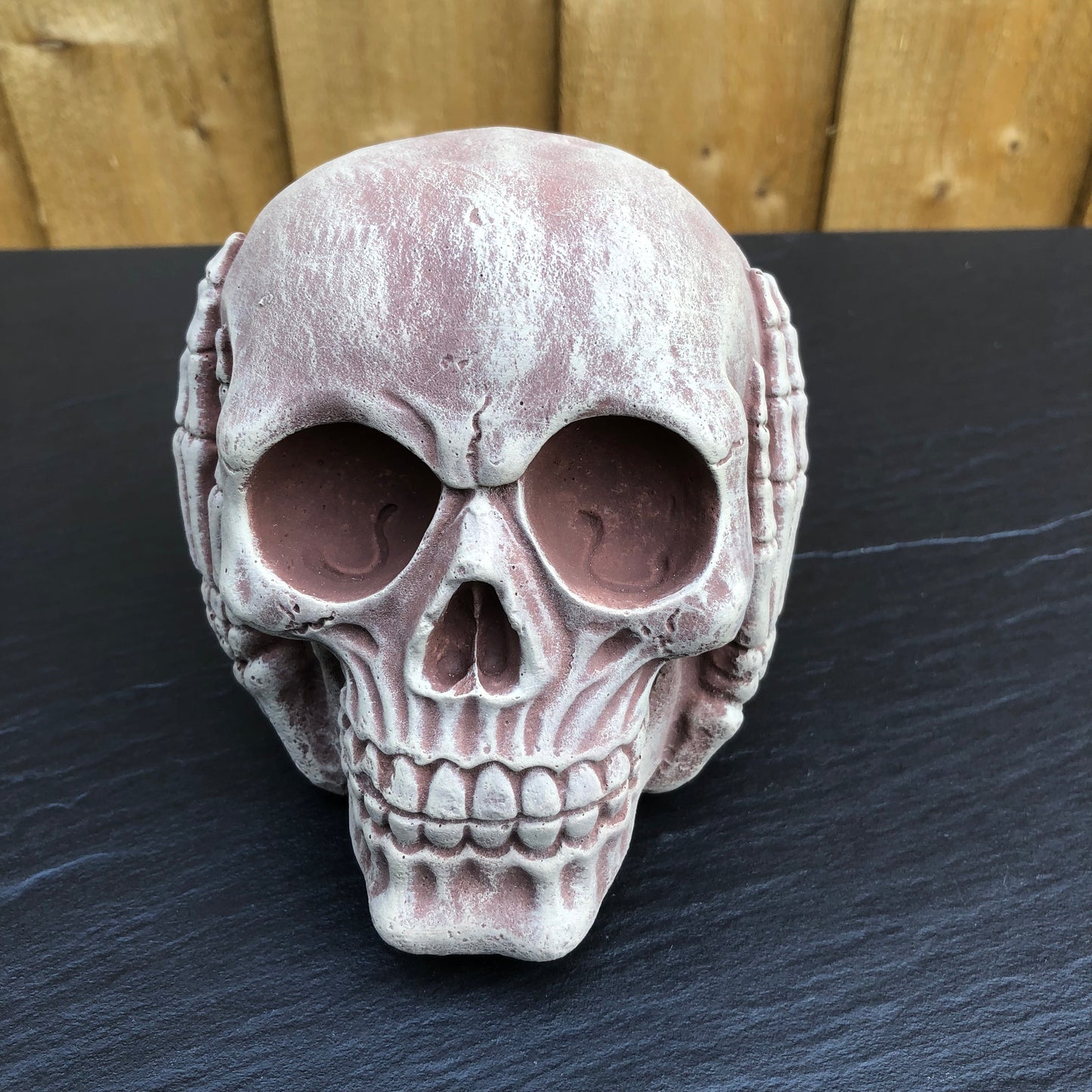 Surrey Stoneware - Skulls - 3 Wise Skulls - Skulls3
