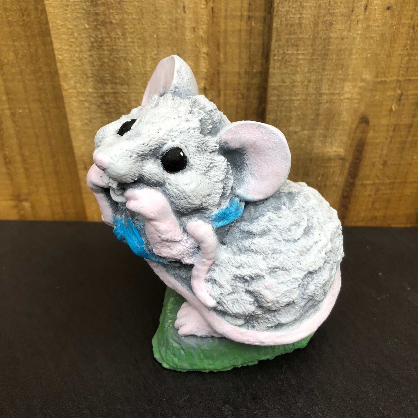Surrey Stoneware - Mouse With Blue Ribbon - Mouse5