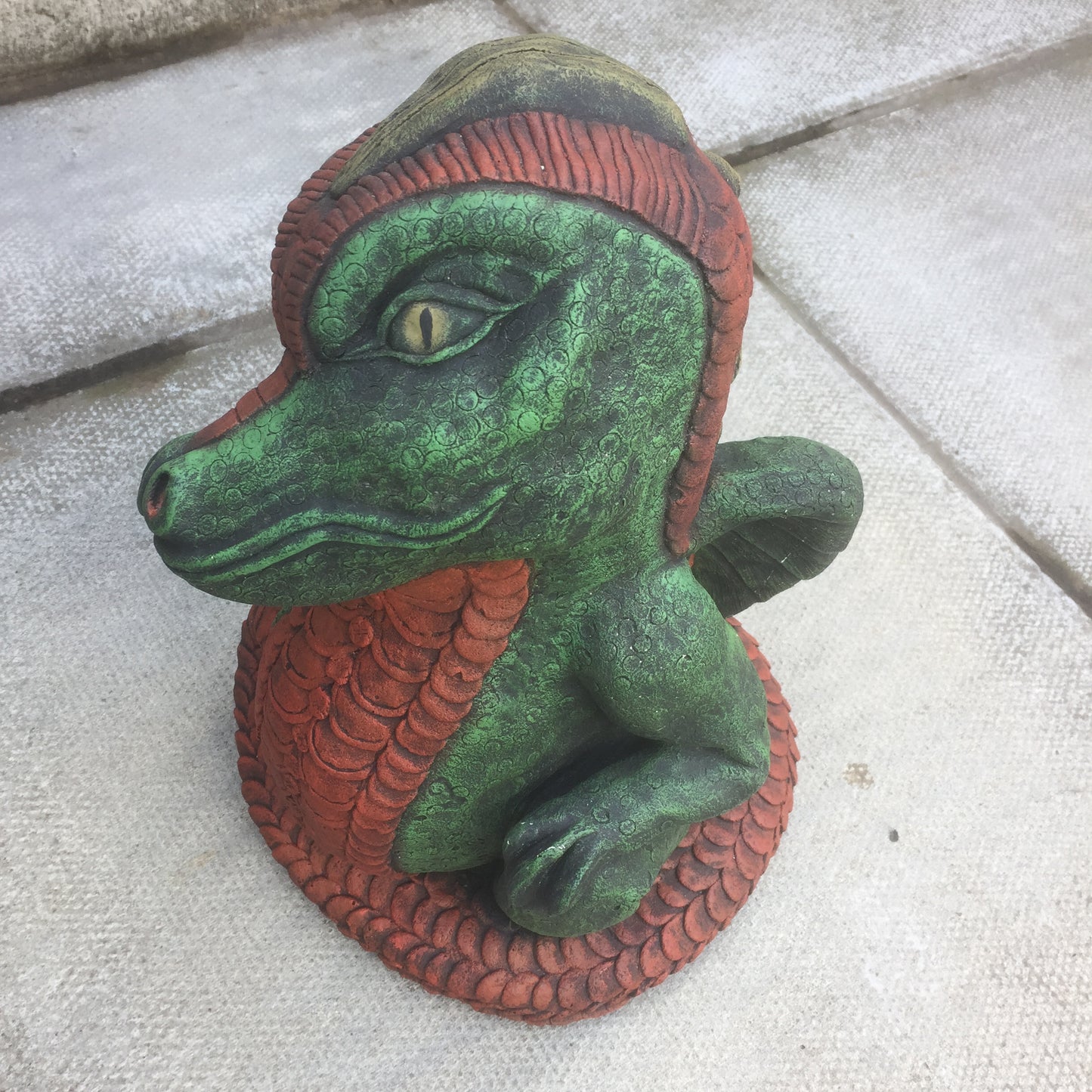 Surrey Stoneware - Dragon - Cute Baby - Large - Dragon253