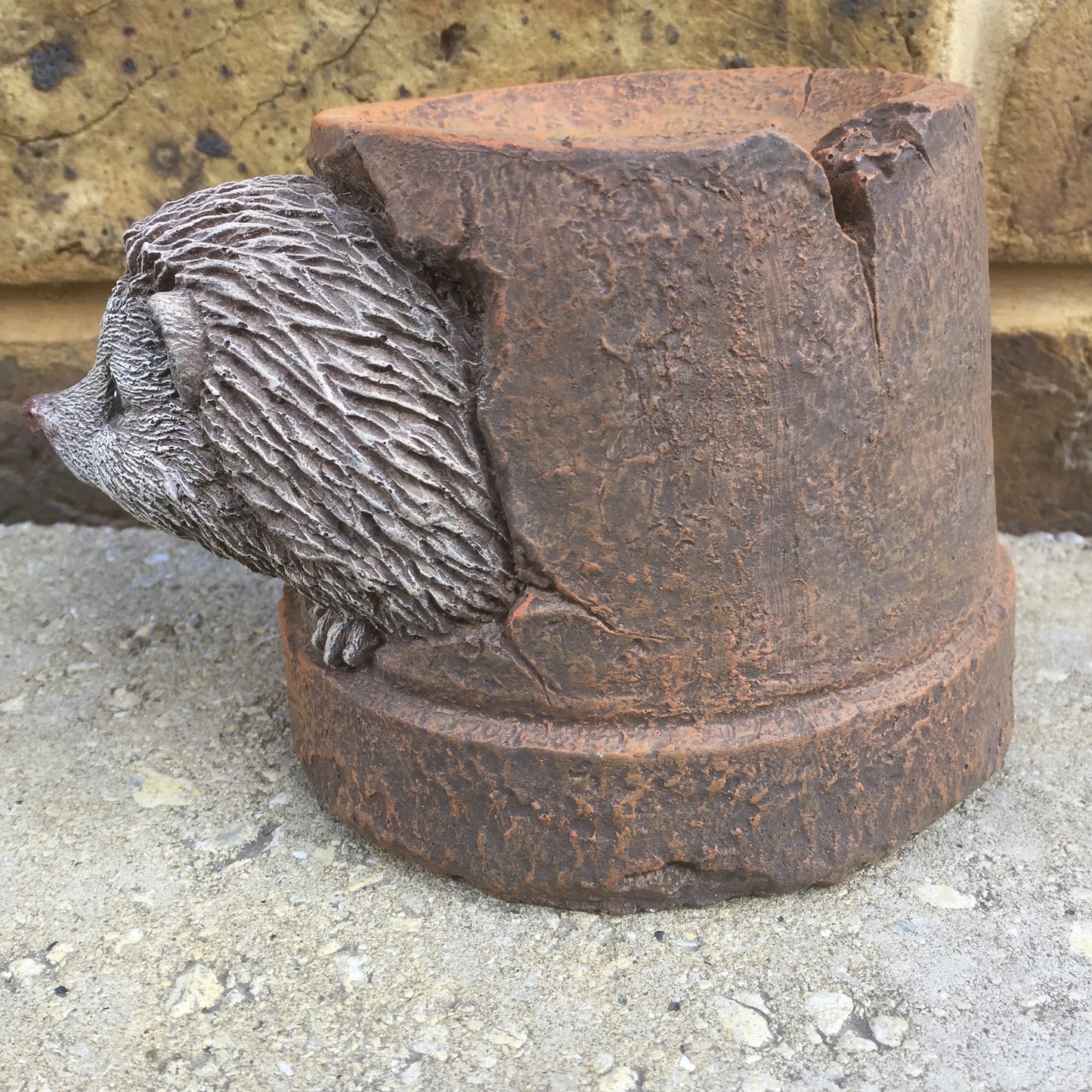 Surrey Stoneware - Hedgehog Hiding In A Pot - Hedgehog92