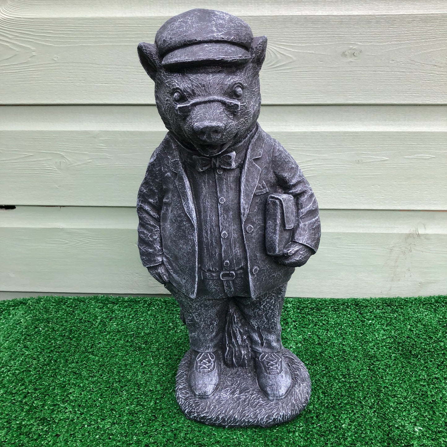 Surrey Stoneware - Badger With Cap - Mr. Badger - Wind In The Willows - Badger101