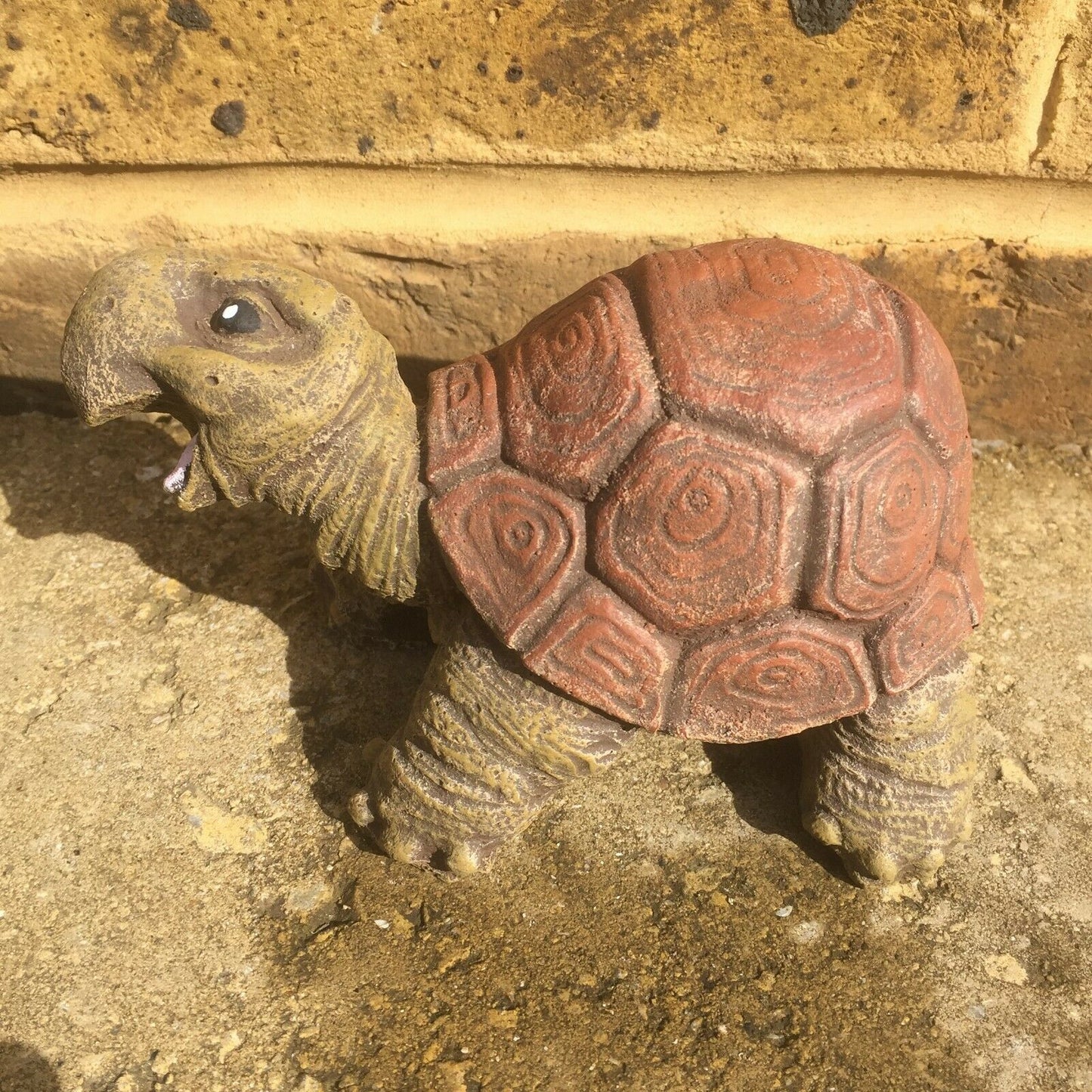 Surrey Stoneware - Tortoise - Smiley - S - Totoise26