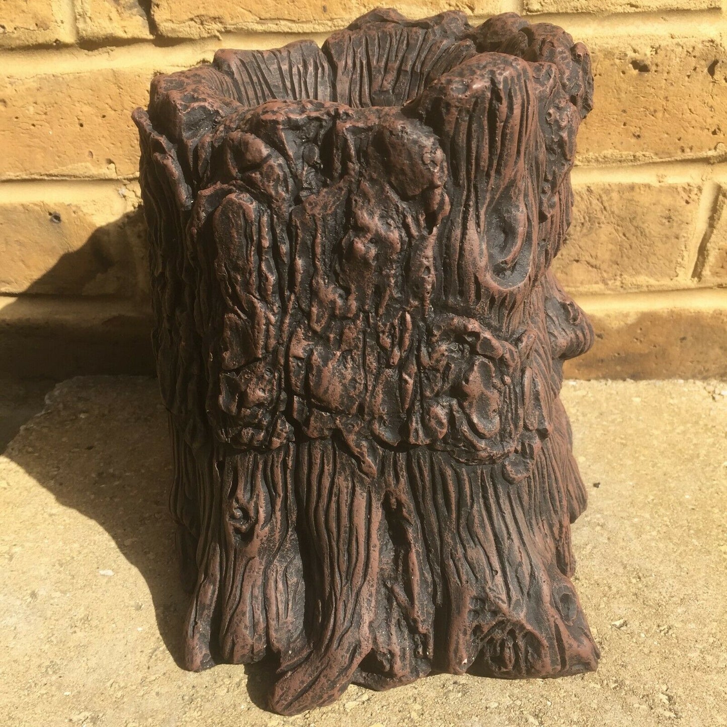 Surrey Stoneware - Woodman - Tree Stump - Planter Pot - Tree862