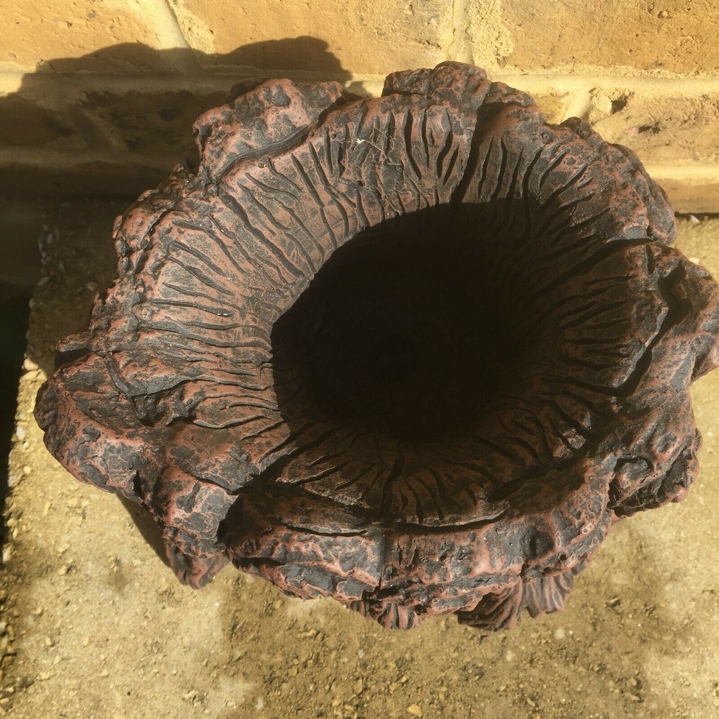 Surrey Stoneware - Woodman - Tree Stump - Planter Pot - Tree862