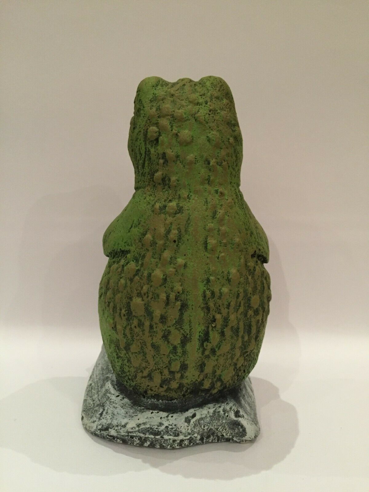 Surrey Stoneware - Toad Sitting Upright On A Rock - Toad43